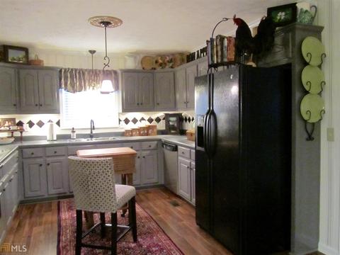 410 Sam Brown Blvd, Commerce, GA 30529 photo 3