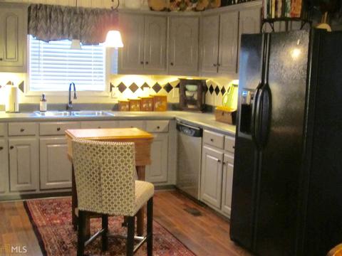 410 Sam Brown Blvd, Commerce, GA 30529 photo 12