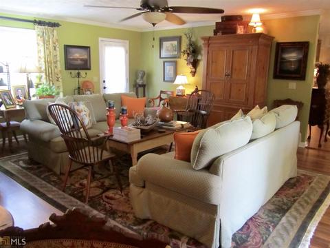 410 Sam Brown Blvd, Commerce, GA 30529 photo 4