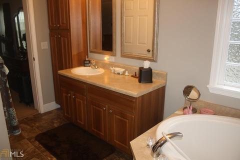 868 Lakeland Dr, Toccoa, GA 30577 photo 12