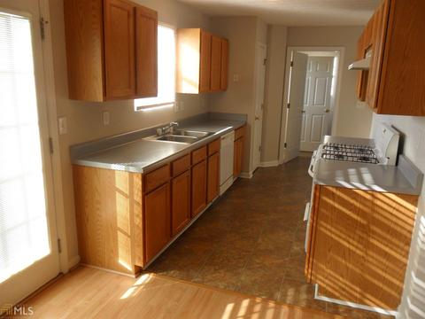 167 Roosevelt Blvd, Jackson, GA 30233 photo 5