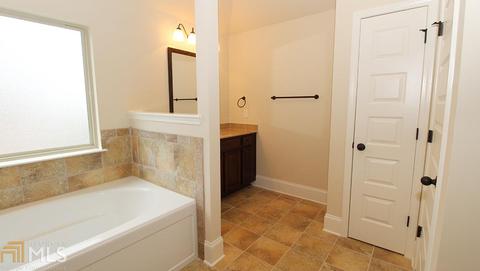 2412 Lake Erma Dr, Hampton, GA 30228 photo 14