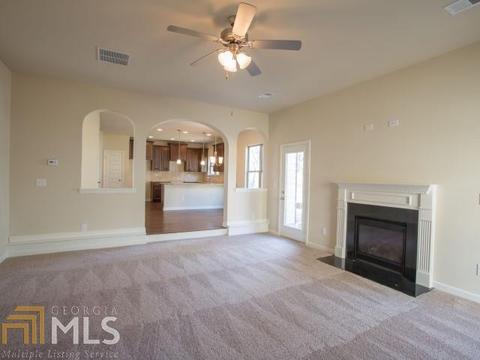 7024 Diamond Dr, Rex, GA 30273 photo 13