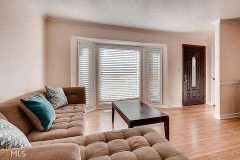 2596 Mural Dr, Chamblee, GA 30341 photo 2