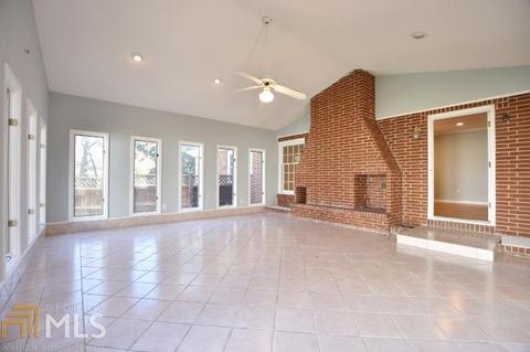 57 E Georgia, Comer, GA 30629 photo 22