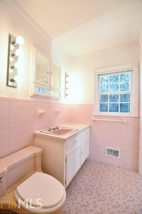 57 E Georgia, Comer, GA 30629 photo 29