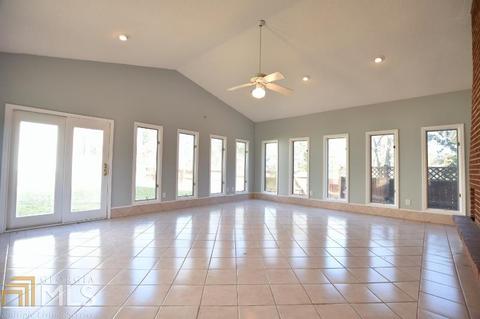 57 E Georgia, Comer, GA 30629 photo 21