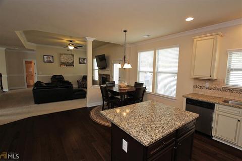 2942 Dobbs Ct, Buford, GA 30519 photo 11