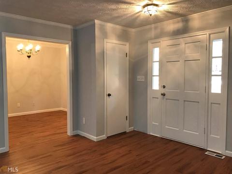 210 Lakeside Dr, Covington, GA 30016 photo 4