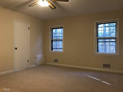 210 Lakeside Dr, Covington, GA 30016 photo 12