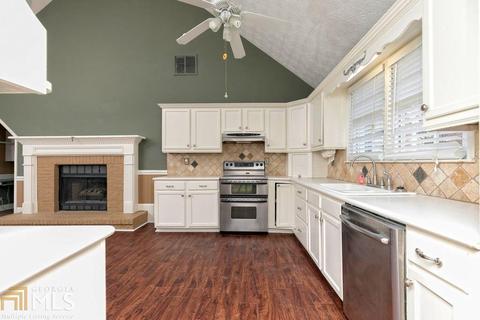 4300 Farmbrook Ln, Kennesaw, GA 30144 photo 10