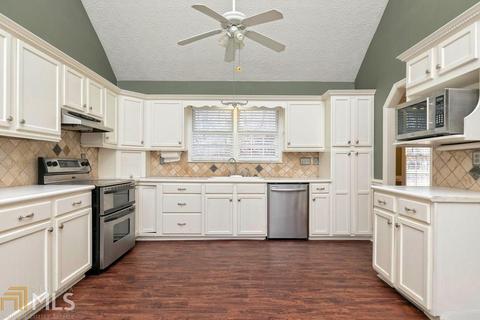 4300 Farmbrook Ln, Kennesaw, GA 30144 photo 11