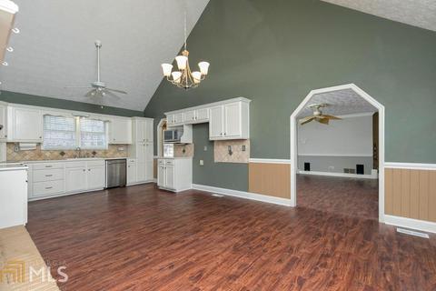 4300 Farmbrook Ln, Kennesaw, GA 30144 photo 12