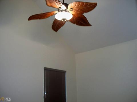 680 Moonlight Way, Suwanee, GA 30024 photo 18