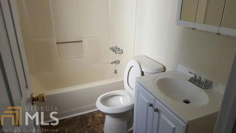 23 E Wright St, Winder, GA 30680 photo 13