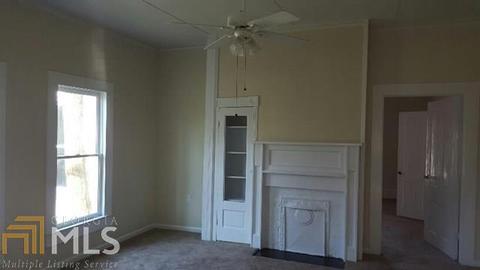 23 E Wright St, Winder, GA 30680 photo 15