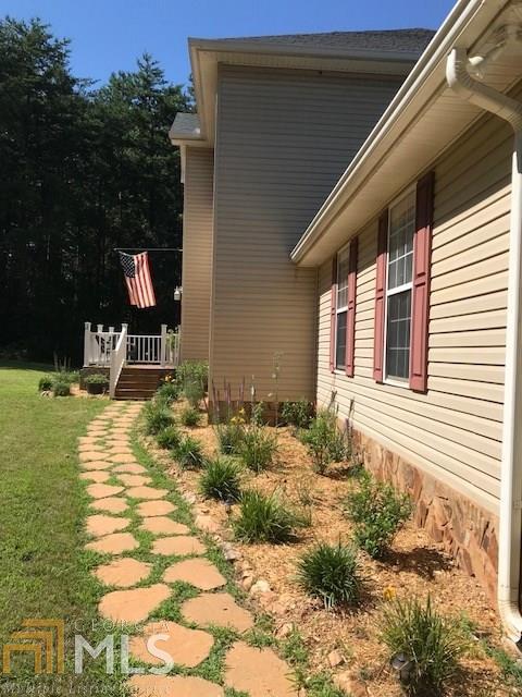 303 Cawthon Rd, Toccoa, GA 30577 photo 3