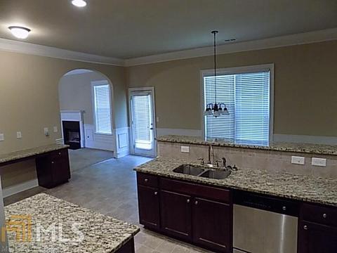 140 Luke, Hampton, GA 30228 photo 9