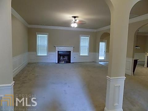 140 Luke, Hampton, GA 30228 photo 4