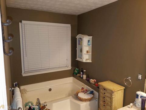 225 Laurel Way, Covington, GA 30016 photo 11