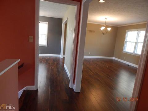209 Lake Forest Dr, Lagrange, GA 30240 photo 9