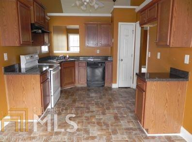 10 Shenandoah Pt, Covington, GA 30016 photo 4