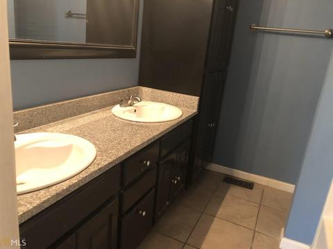 526 Honeysuckle Dr, Thomaston, GA 30286 photo 4