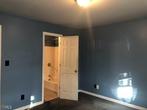 526 Honeysuckle Dr, Thomaston, GA 30286 photo 3