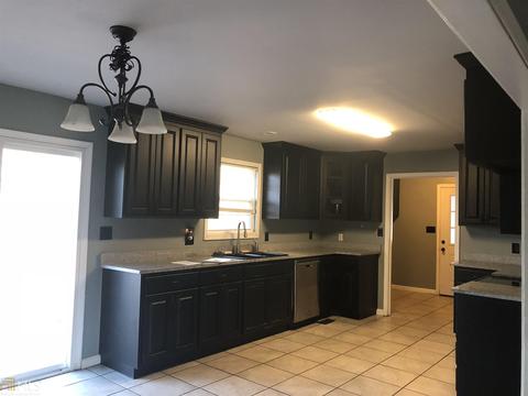 526 Honeysuckle Dr, Thomaston, GA 30286 photo 10