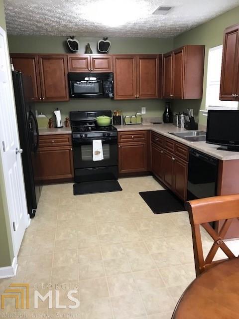 215 Hood Rd, Lagrange, GA 30241 photo 2