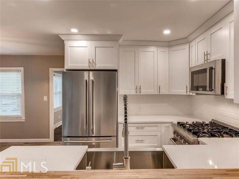 3039 Skyland Dr, Chamblee, GA 30341 photo 10