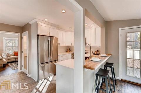 3039 Skyland Dr, Chamblee, GA 30341 photo 11