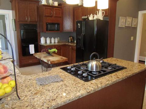 8752 Jefferson Rd, Commerce, GA 30529 photo 2