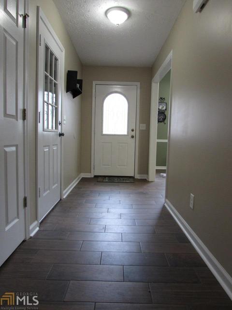 83 Eugene Ct, Jefferson, GA 30549 photo 3