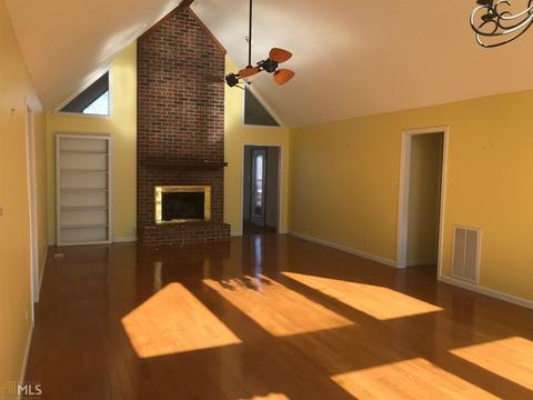 331 Estatohe Cir, Toccoa, GA 30577 photo 3