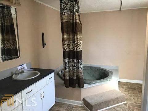 304 Edgewater Dr, Byron, GA 31008 photo 5