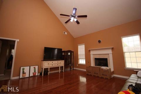 308 Perimeter Dr, Lagrange, GA 30241 photo 2