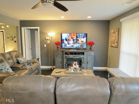 205 Belmont Dr, Hampton, GA 30228 photo 4