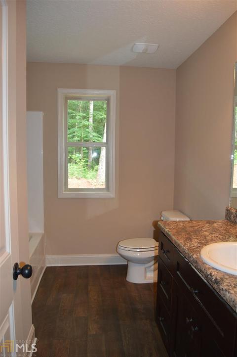 1138 Oconee Ln, Commerce, GA 30529 photo 9
