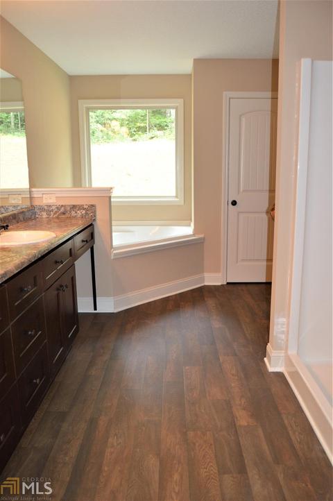 1138 Oconee Ln, Commerce, GA 30529 photo 17