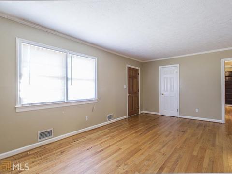 11 North Ave, Hampton, GA 30228 photo 2