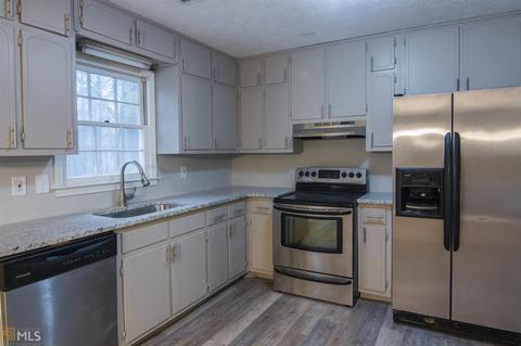 145 W Frst, Covington, GA 30016 photo 2
