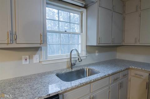 145 W Frst, Covington, GA 30016 photo 4