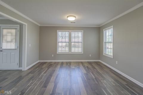 72 Circle Dr, Winder, GA 30680 photo 5
