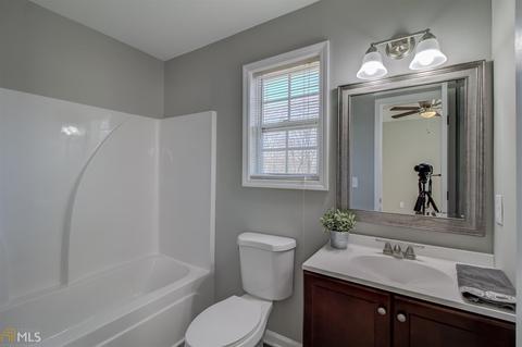 72 Circle Dr, Winder, GA 30680 photo 13