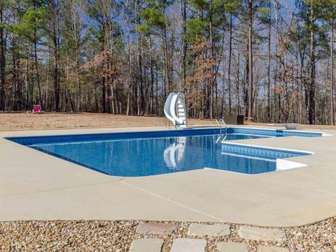 211 Leonard Rd, Lagrange, GA 30241 photo 4