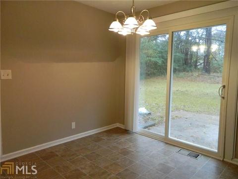 1529 Colony E, Stone Mountain, GA 30083 photo 5