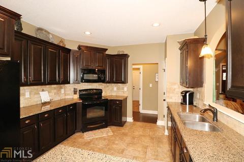 204 Pebble Stone Pl, Perry, GA 31069 photo 9