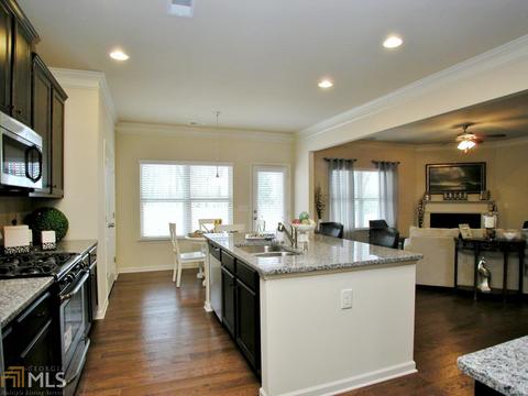120 Brooks Cir, Hampton, GA 30228 photo 6