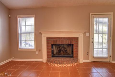365 Freeman Dr, Covington, GA 30016 photo 5